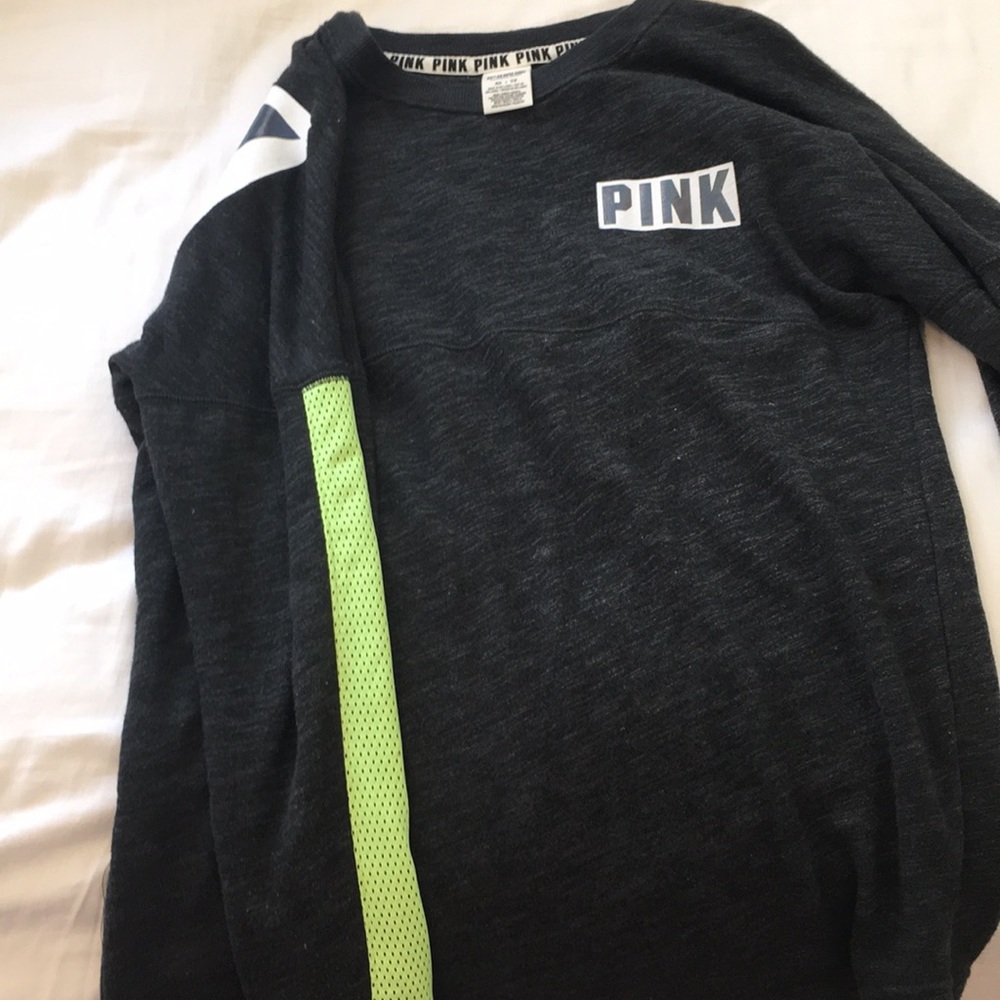 VS PINK long sleeve top/sweatshirt
